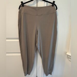 Lululemon Align High-Rise Jogger Regular 28" Size 10 Warm Ash Grey